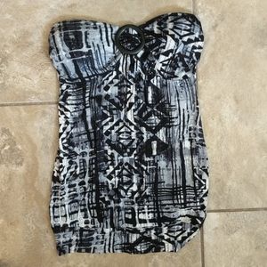 Rue 21 strapless shirt